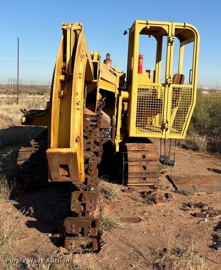 image for item EF6187 1996 Vermeer T655 trencher