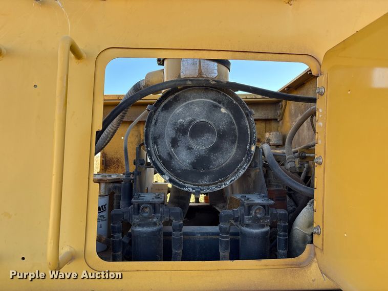 image for item EF6187 1996 Vermeer T655 trencher