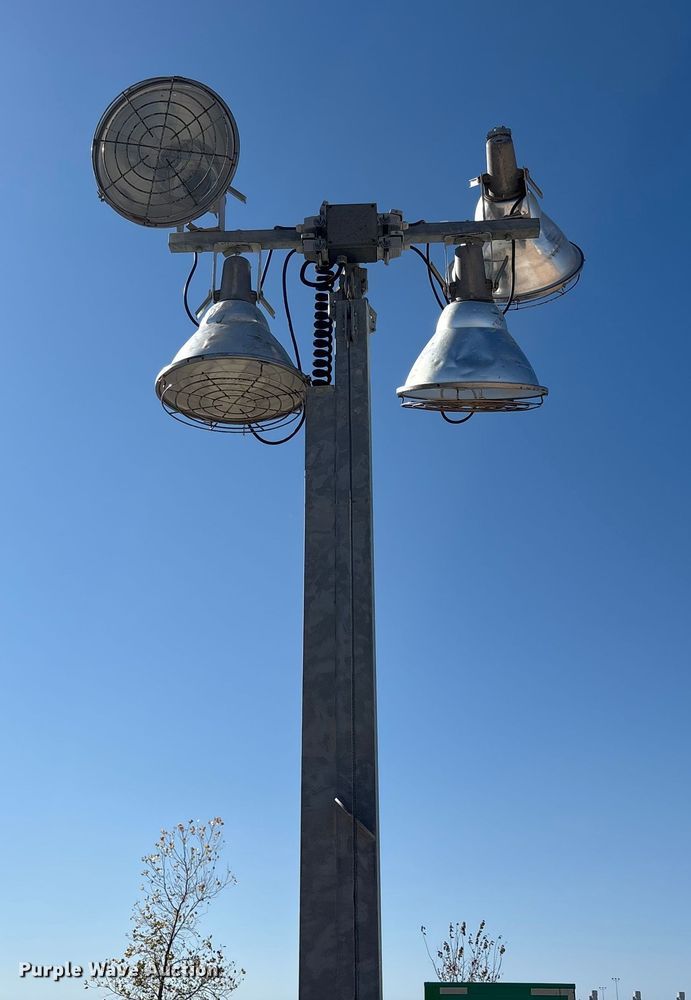 image for item EF6189 2012 Frontier Power Products Genesis light plant