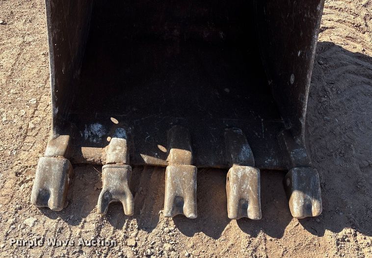 image for item EF6191 2005 Kobelco SK135SRLC excavator