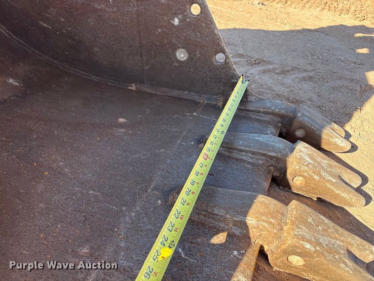 image for item EF6191 2005 Kobelco SK135SRLC excavator