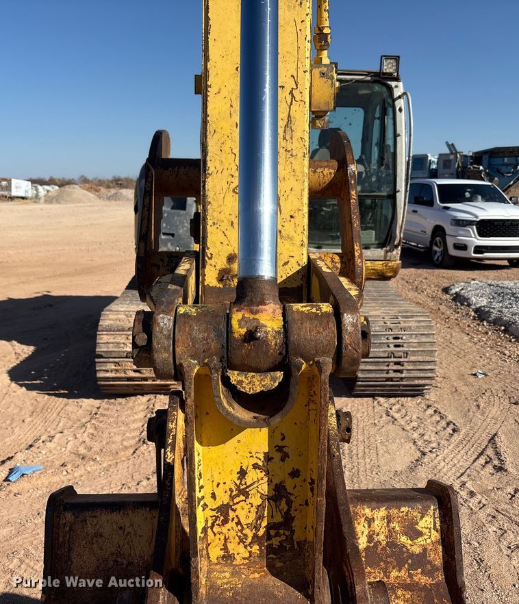 image for item EF6191 2005 Kobelco SK135SRLC excavator