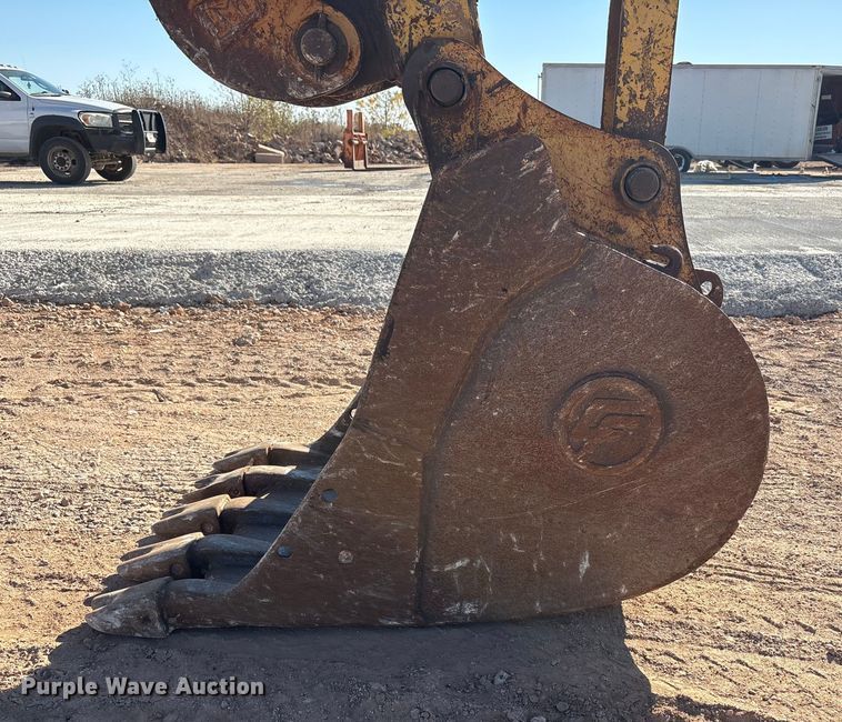 image for item EF6191 2005 Kobelco SK135SRLC excavator