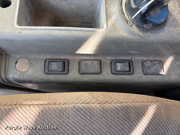 image for item EF6191 2005 Kobelco SK135SRLC excavator