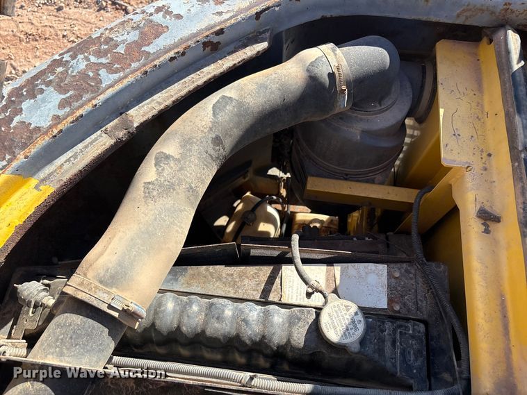 image for item EF6191 2005 Kobelco SK135SRLC excavator