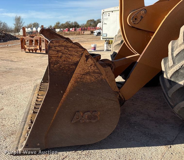 image for item EF6193 2003 Case 721D wheel loader