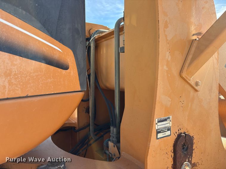 image for item EF6193 2003 Case 721D wheel loader