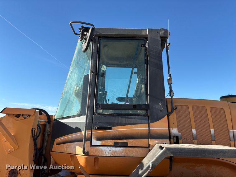 image for item EF6193 2003 Case 721D wheel loader