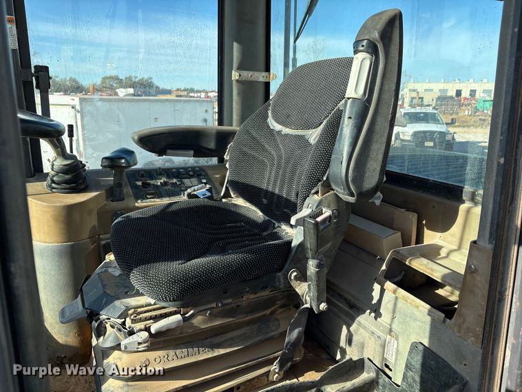 image for item EF6193 2003 Case 721D wheel loader