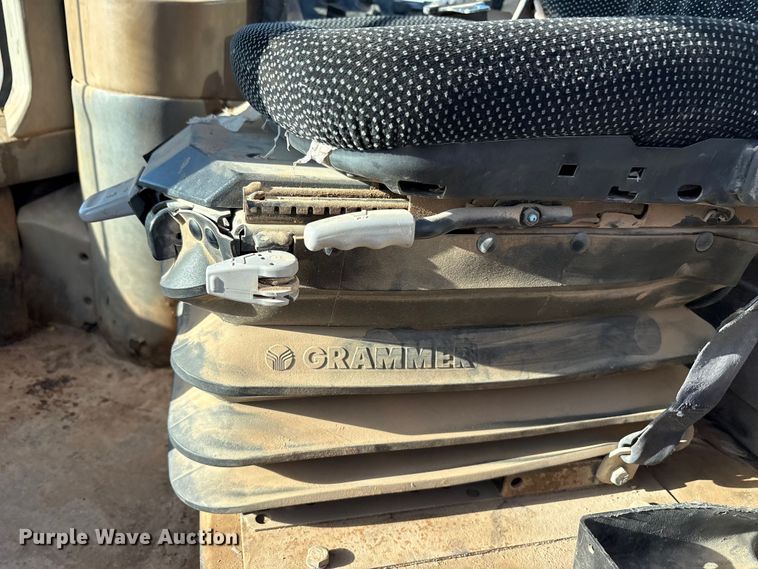 image for item EF6193 2003 Case 721D wheel loader