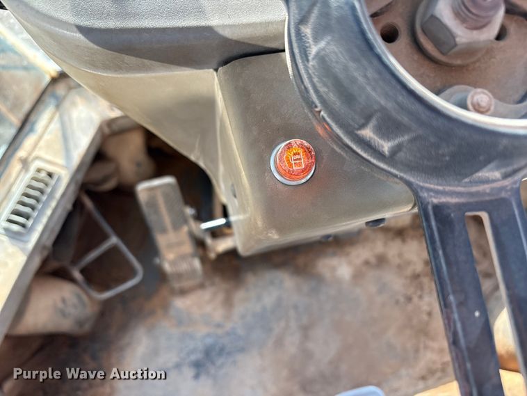 image for item EF6193 2003 Case 721D wheel loader