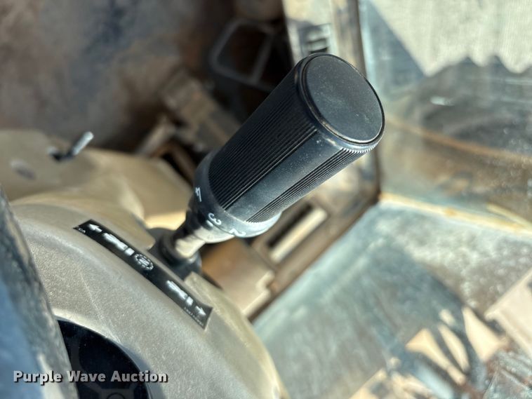 image for item EF6193 2003 Case 721D wheel loader