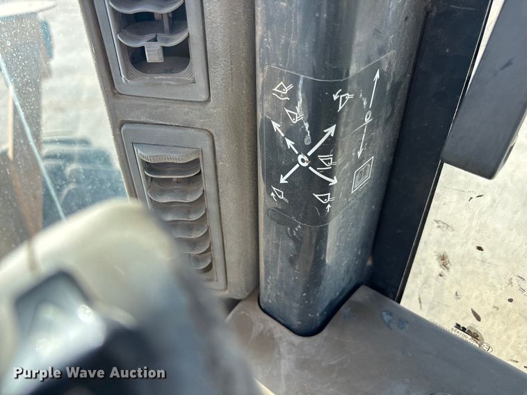 image for item EF6193 2003 Case 721D wheel loader