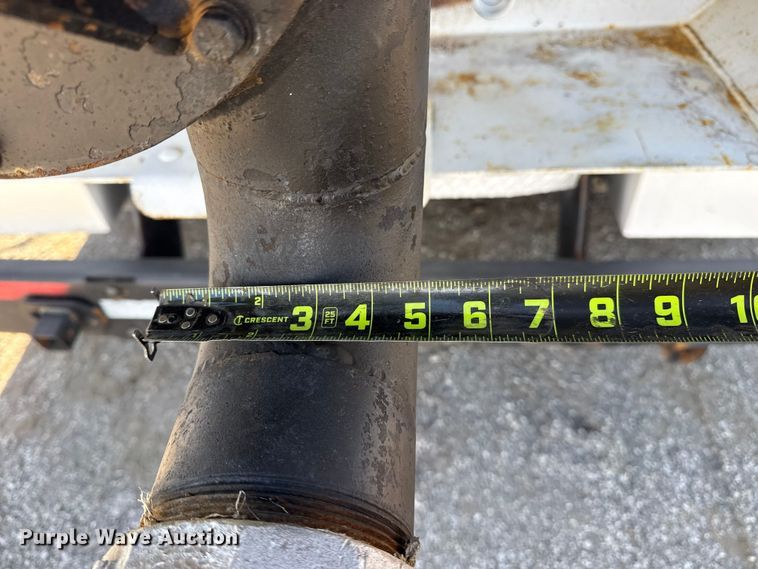 image for item EG1736 2013 Peterbilt 367 vacuum truck