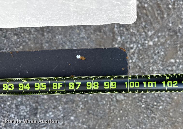 image for item EG1736 2013 Peterbilt 367 vacuum truck