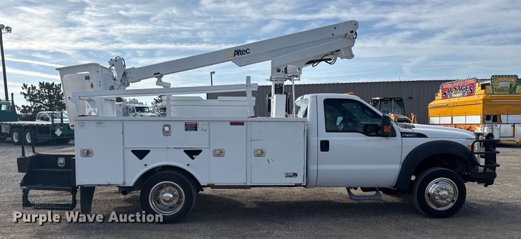 CAMIóN CON CANASTILLA 2015 FORD ALTEC