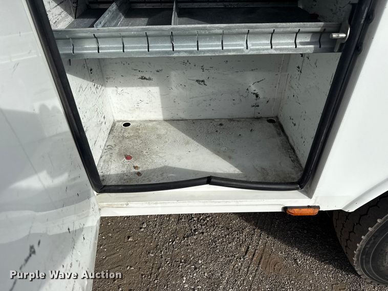 image for item EG1738 2015 Ford F450 Super Duty bucket truck