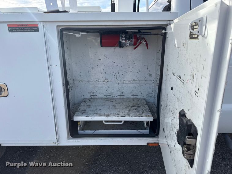 image for item EG1738 2015 Ford F450 Super Duty bucket truck