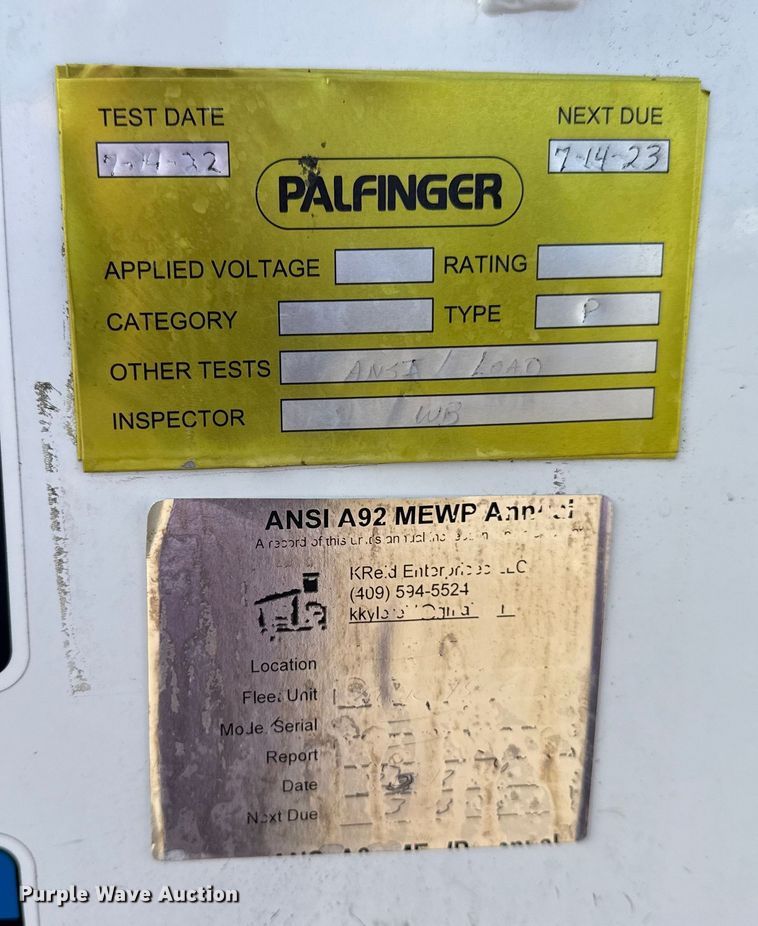 image for item EG1738 2015 Ford F450 Super Duty bucket truck