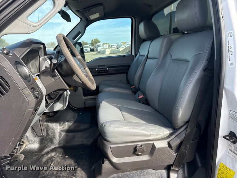 image for item EG1738 2015 Ford F450 Super Duty bucket truck