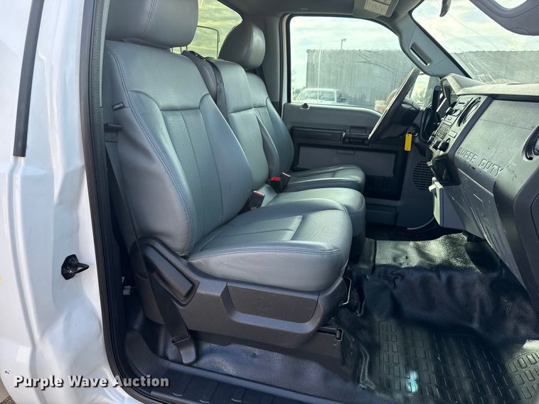 image for item EG1738 2015 Ford F450 Super Duty bucket truck