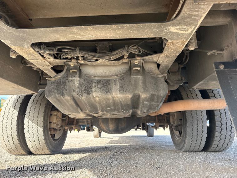 image for item EG1738 2015 Ford F450 Super Duty bucket truck