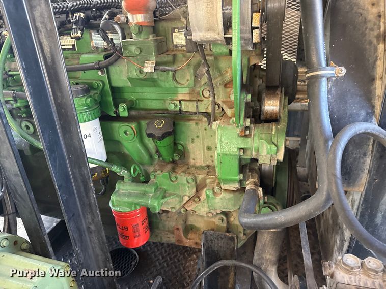 image for item EG1739 2013 International 4300 vacuum truck