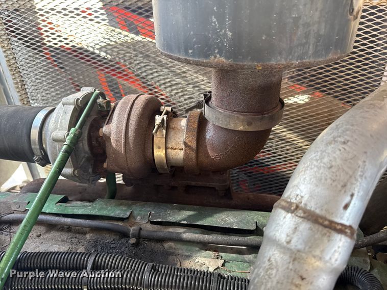 image for item EG1739 2013 International 4300 vacuum truck