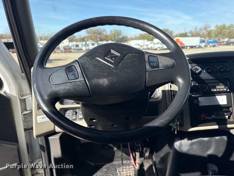 image for item EG1739 2013 International 4300 vacuum truck