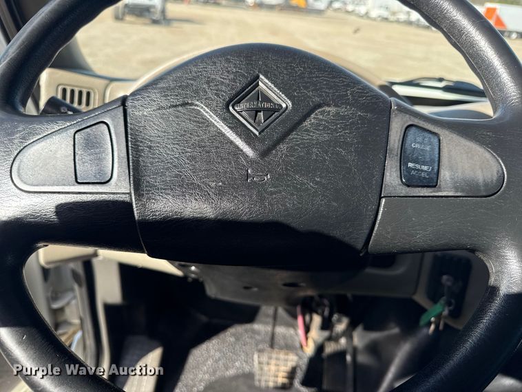 image for item EG1739 2013 International 4300 vacuum truck