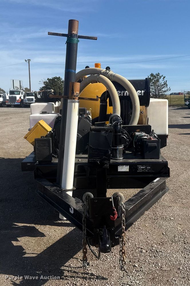 image for item EG1744 2022 Vermeer CV573SGT vacuum excavator