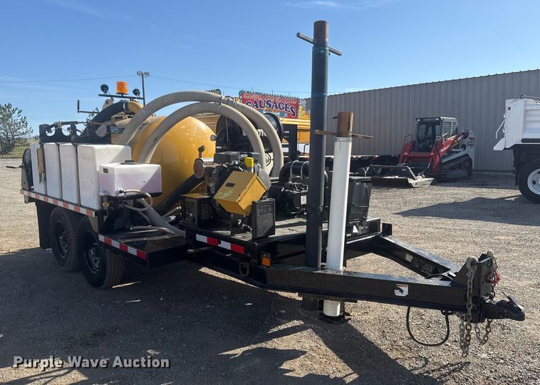 image for item EG1744 2022 Vermeer CV573SGT vacuum excavator