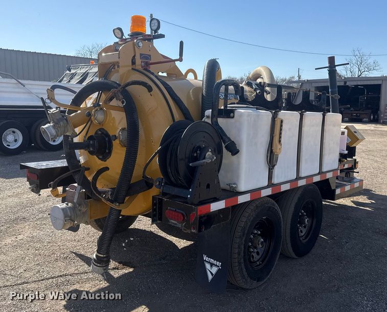 image for item EG1744 2022 Vermeer CV573SGT vacuum excavator