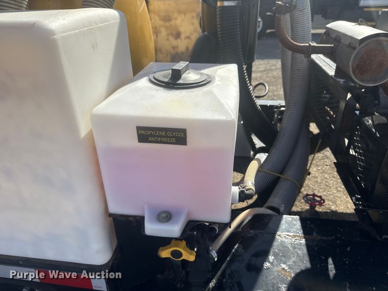 image for item EG1744 2022 Vermeer CV573SGT vacuum excavator