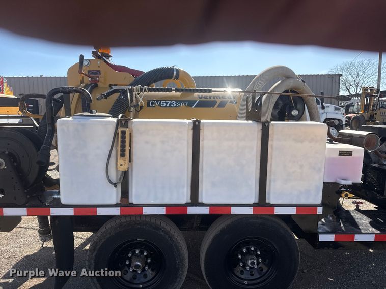 image for item EG1744 2022 Vermeer CV573SGT vacuum excavator