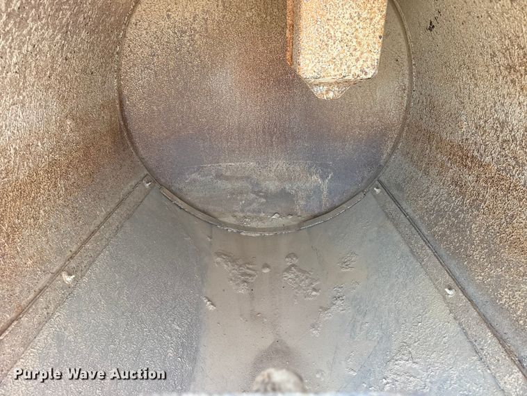 image for item EG1744 2022 Vermeer CV573SGT vacuum excavator