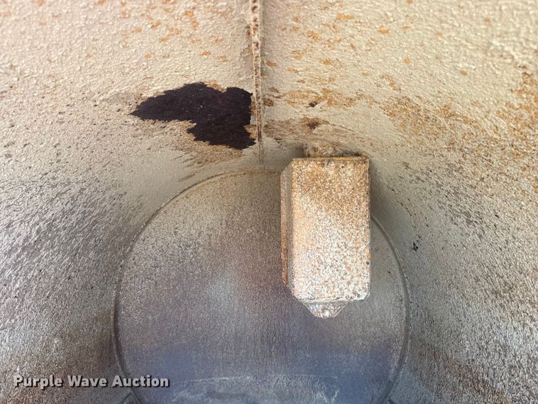 image for item EG1744 2022 Vermeer CV573SGT vacuum excavator