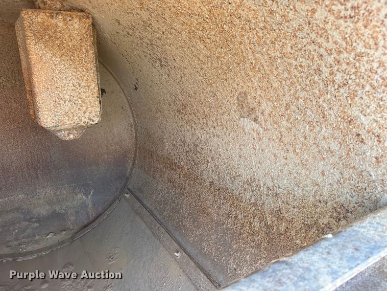 image for item EG1744 2022 Vermeer CV573SGT vacuum excavator