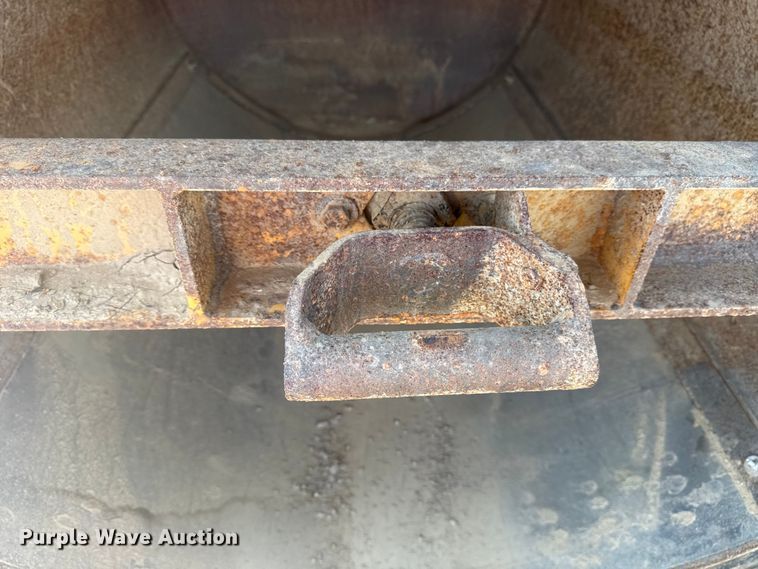 image for item EG1744 2022 Vermeer CV573SGT vacuum excavator