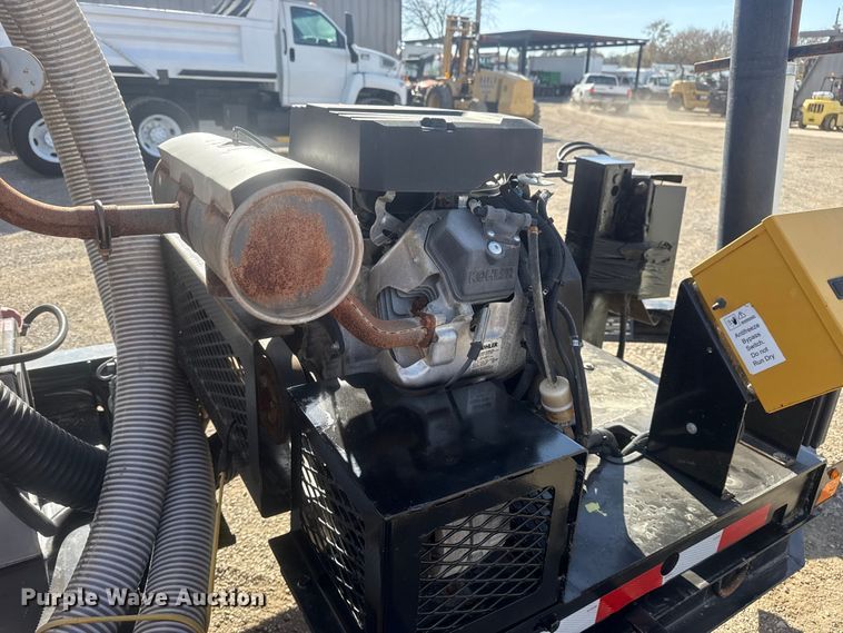 image for item EG1744 2022 Vermeer CV573SGT vacuum excavator