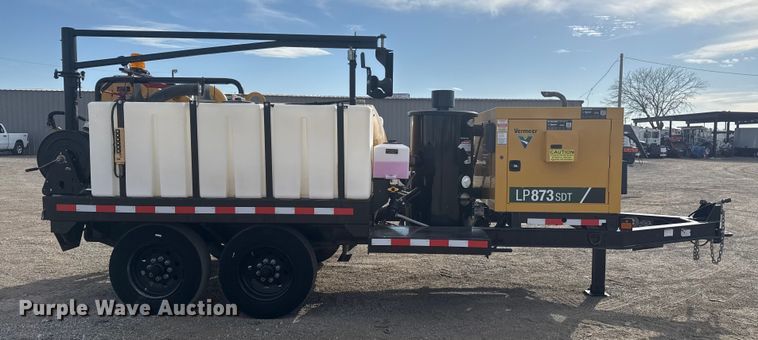 image for item EG1748 2022 Vermeer LP873SDT vacuum excavator