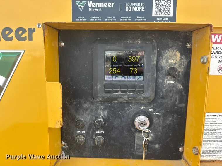 image for item EG1748 2022 Vermeer LP873SDT vacuum excavator