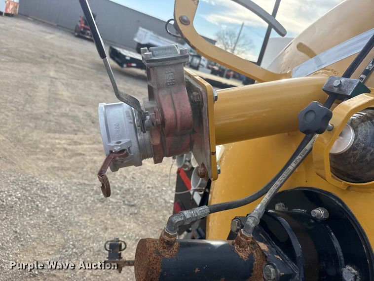 image for item EG1748 2022 Vermeer LP873SDT vacuum excavator