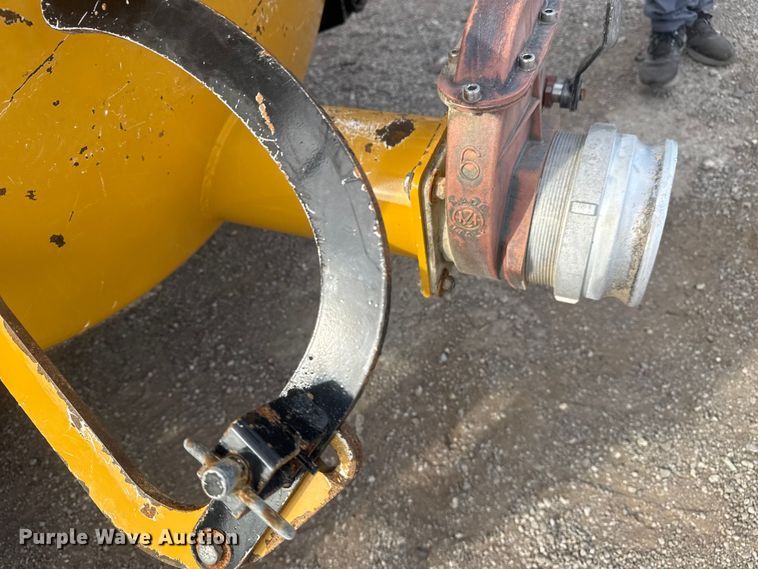 image for item EG1748 2022 Vermeer LP873SDT vacuum excavator