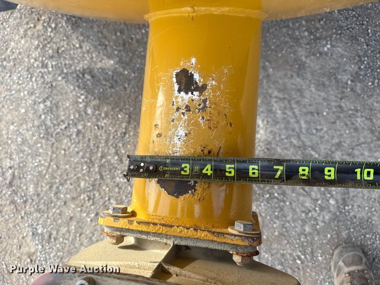 image for item EG1748 2022 Vermeer LP873SDT vacuum excavator