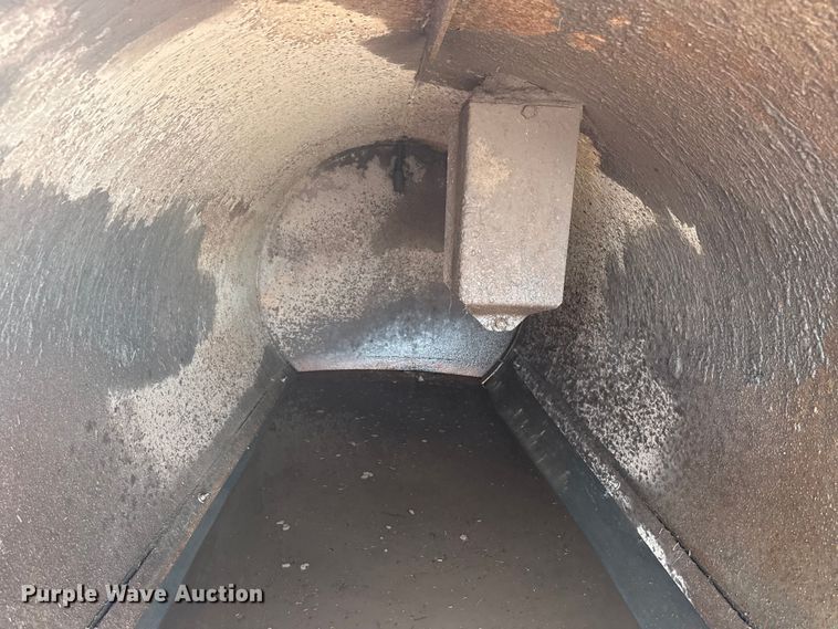 image for item EG1748 2022 Vermeer LP873SDT vacuum excavator