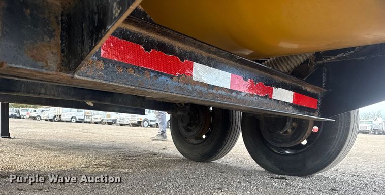 image for item EG1748 2022 Vermeer LP873SDT vacuum excavator