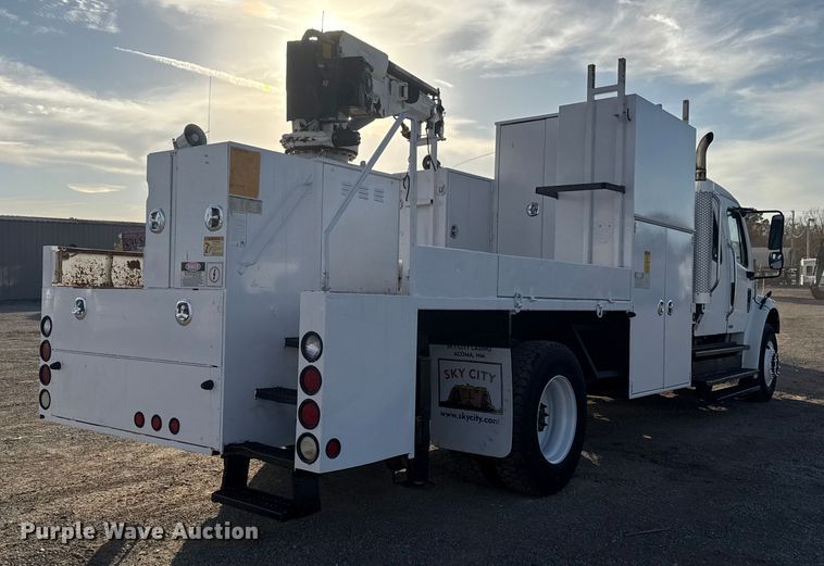 image for item EG1751 2007 Freightliner Business Class M2 crane truck