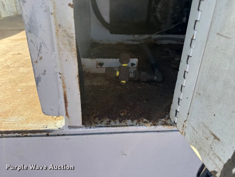 image for item EG1751 2007 Freightliner Business Class M2 crane truck