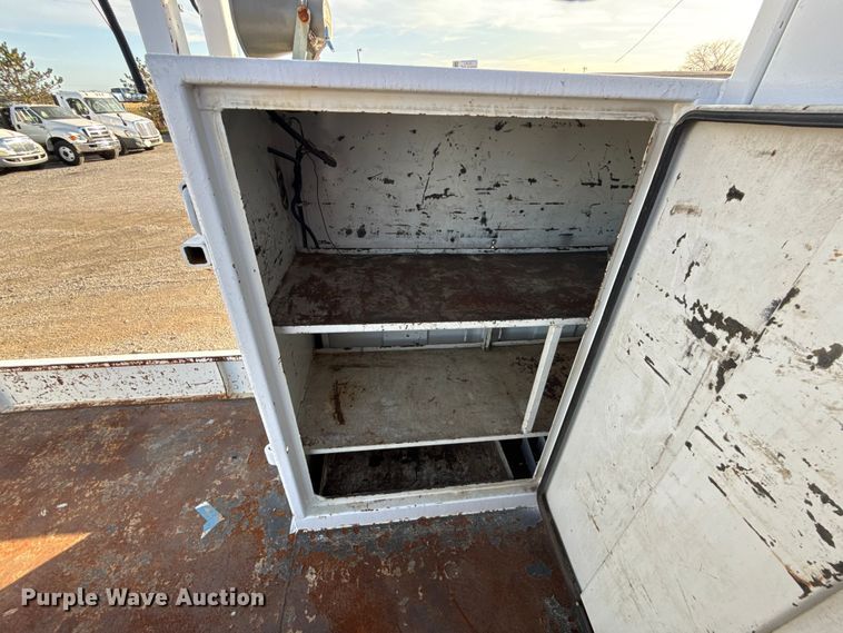 image for item EG1751 2007 Freightliner Business Class M2 crane truck